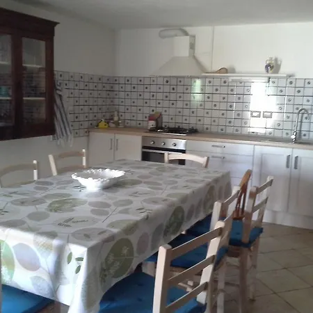 Tra Gli Olivi E La Riviera Del Conero *