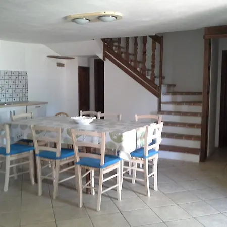 Tra Gli Olivi E La Riviera Del Conero 아파트