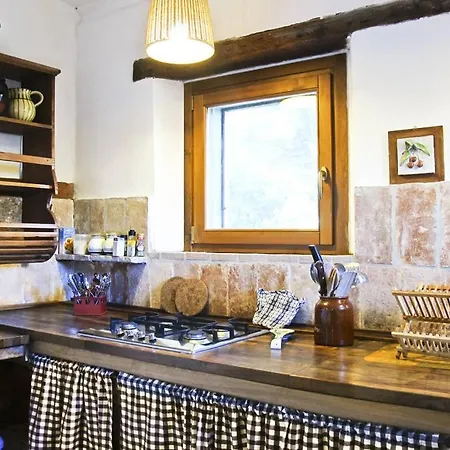 Tra Gli Olivi E La Riviera Del Conero * Numana